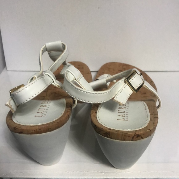 Lauren by ralph lauren white with a tan color very comfortable size 10 - Picture 5 of 5